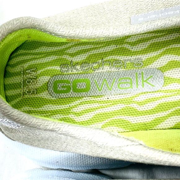 Skechers GO Walk Canvas Sneakers Tan Slip On Shoes 8.5 Women Foam Beach Festival - Picture 5 of 14